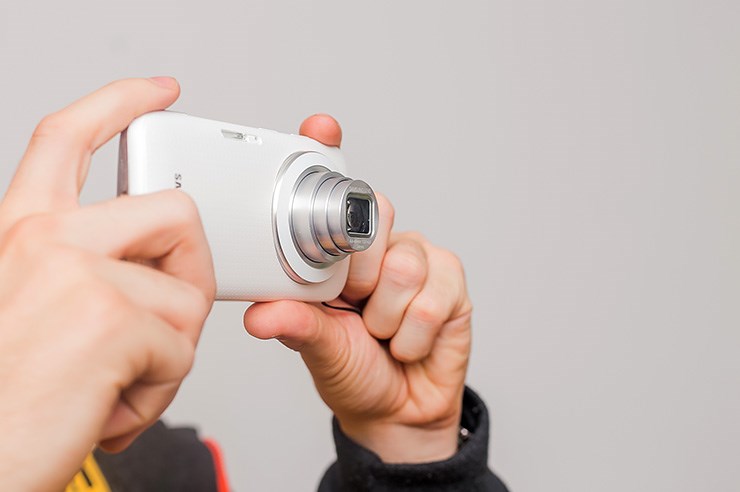 Samsung Galaxy K Zoom (28).jpg